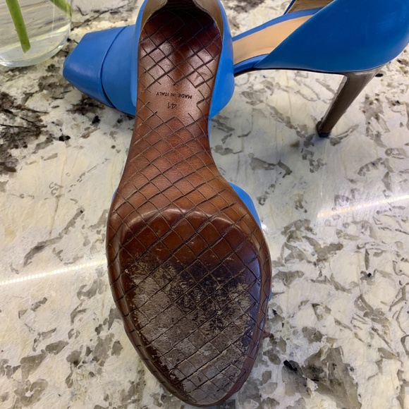 Bottega Veneta d'Orsay Peep-Toe Pumps! - Picture 5 of 8